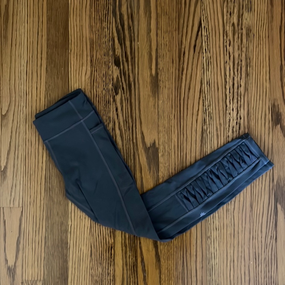 Athleta girls grey leggings